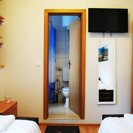 Hostel Guest House 호스텔
