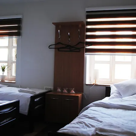 Hostel Guest House *